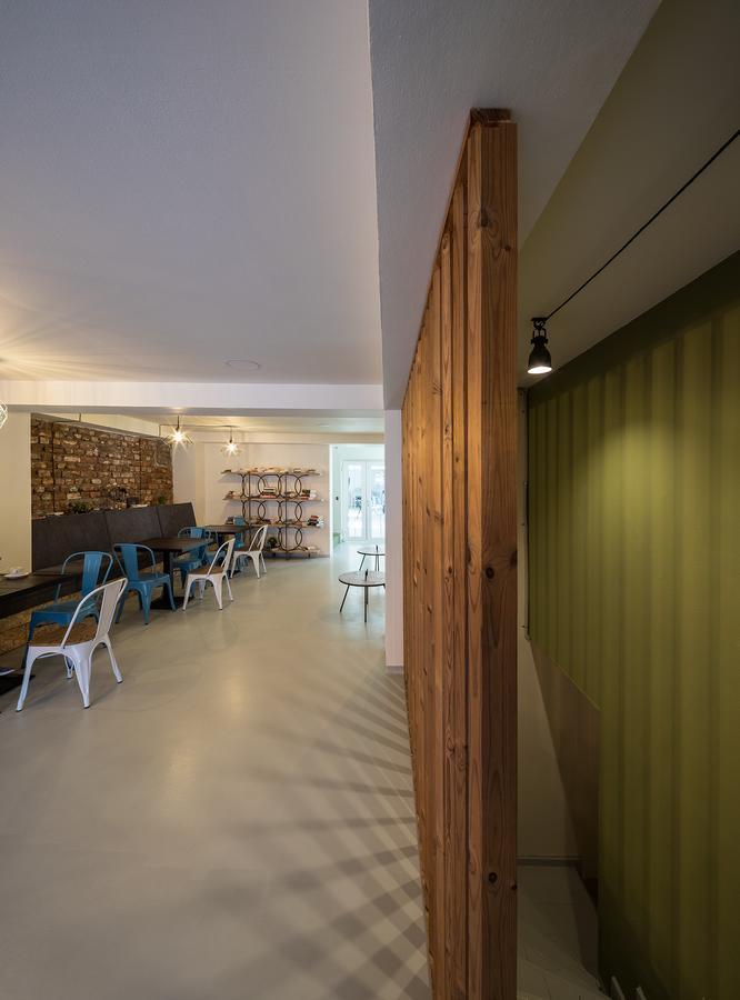 Omega House Hotel Букурещ Екстериор снимка