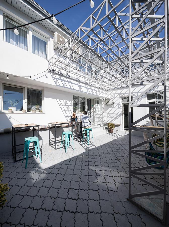 Omega House Hotel Букурещ Екстериор снимка