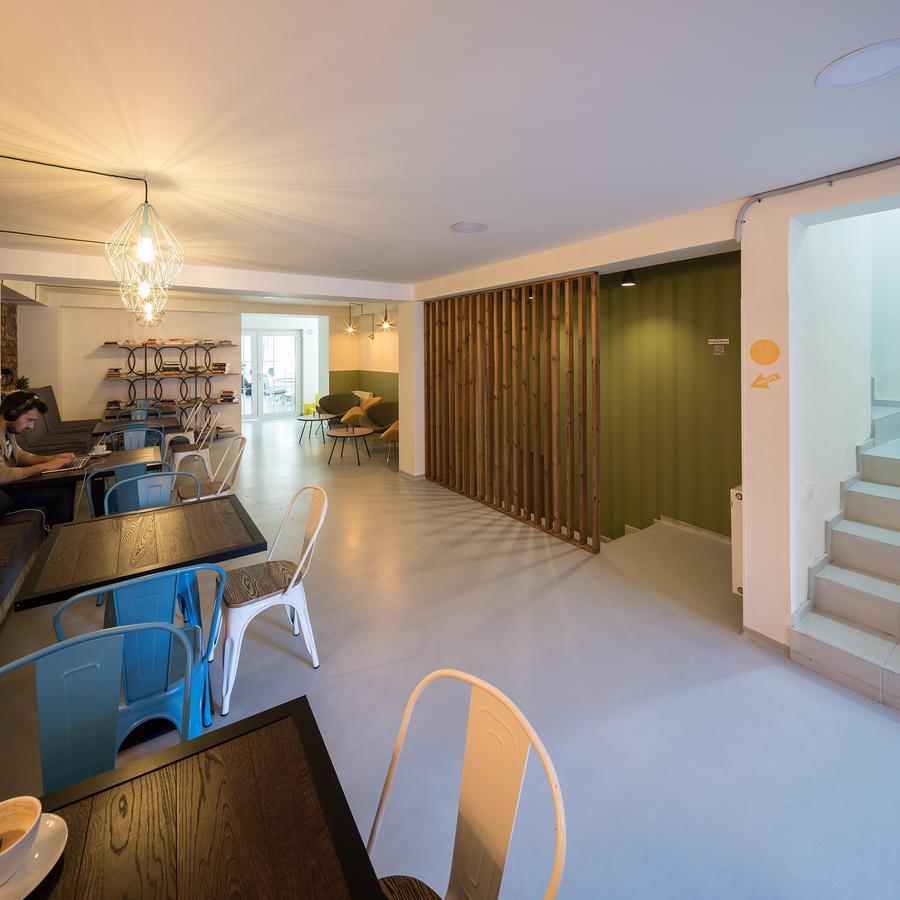 Omega House Hotel Букурещ Екстериор снимка