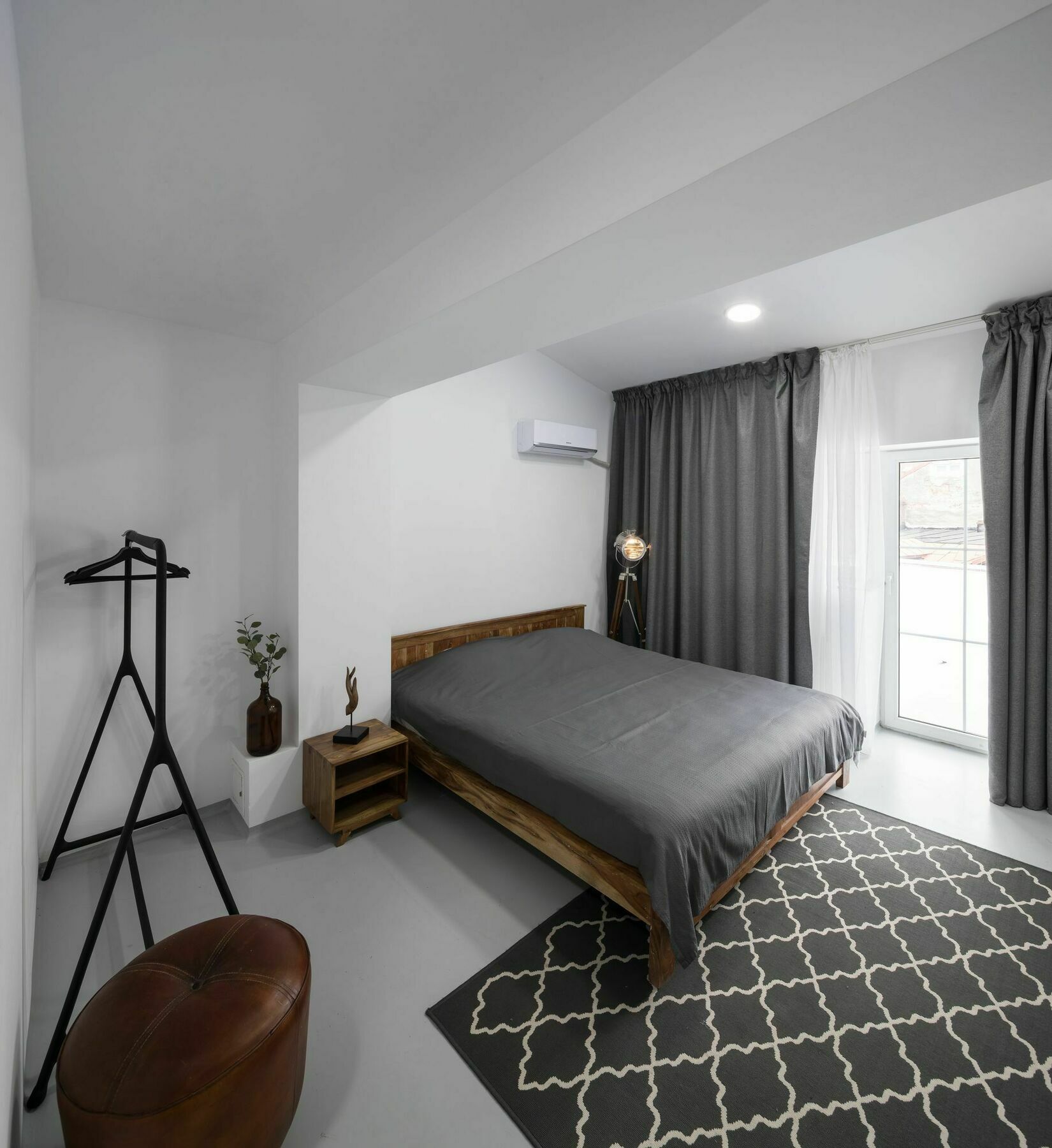 Omega House Hotel Букурещ Екстериор снимка